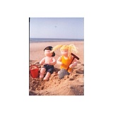 Набор для шитья вальдорфской куклы "Дети на пляже", De Witte Engel, A41400